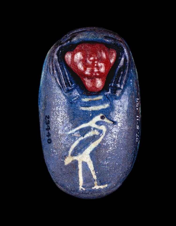 Heart scarab human face red blue glazed D18-19 H1.74 EA29440.jpg